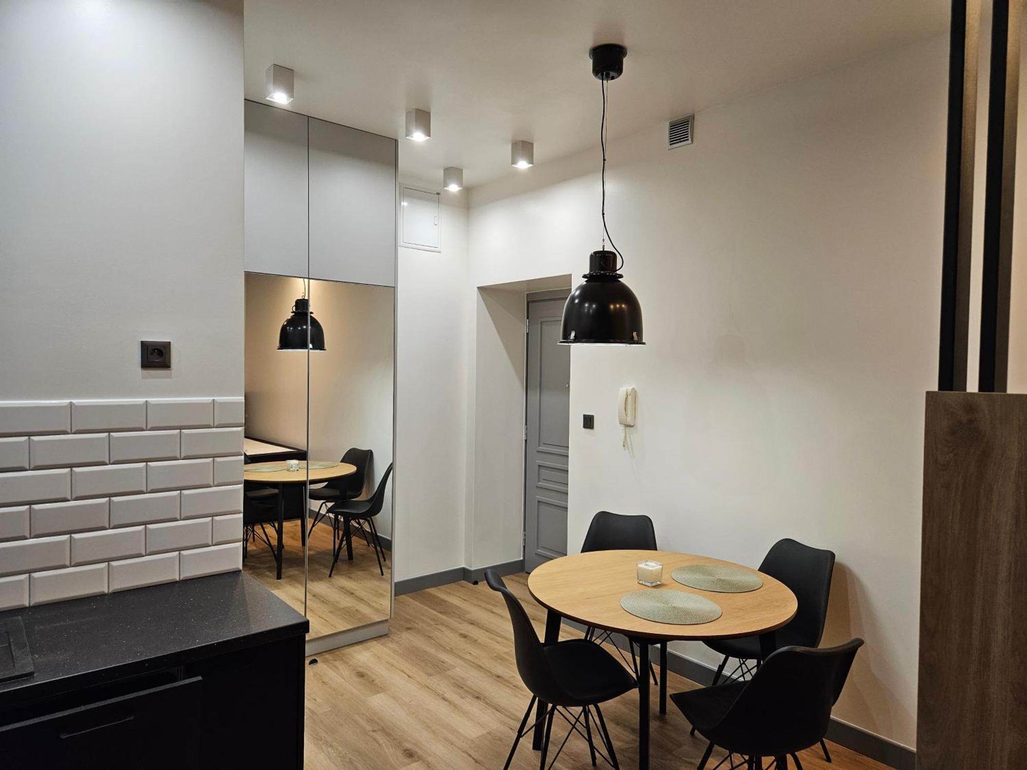Apartamenty Skawinska 10 Краков Экстерьер фото